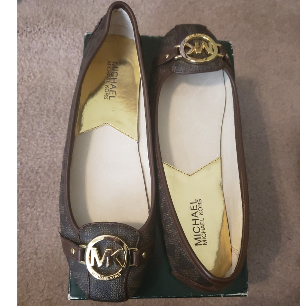 New Michael Kors Moccasin Brown Flats